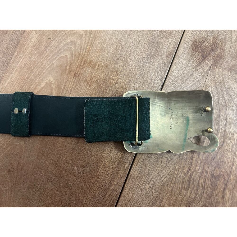 Vintage 1960s Lion Enamel And Brass Leather Statement Belt. - Picture 3 of 6